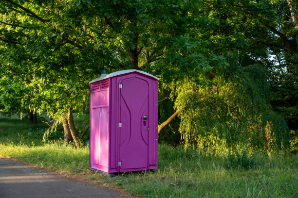 Portable Toilet Options We Offer in Bladenboro, NC